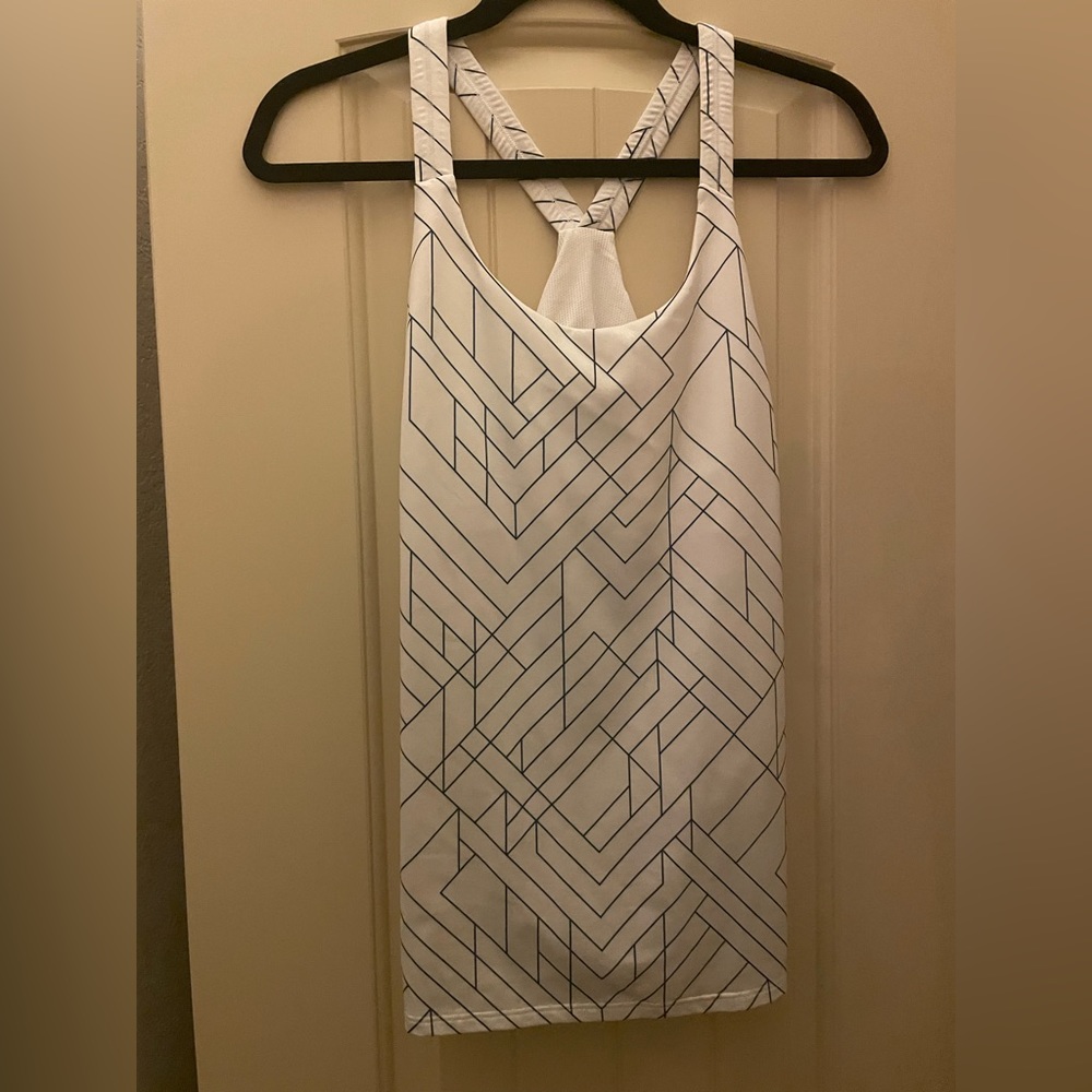 Athleta tank with built in bra